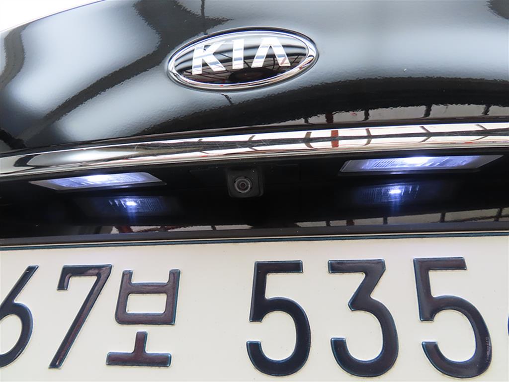 KIA K7 2015 Negro - Importación desde Corea - HF Imports Iquique - Foto 18