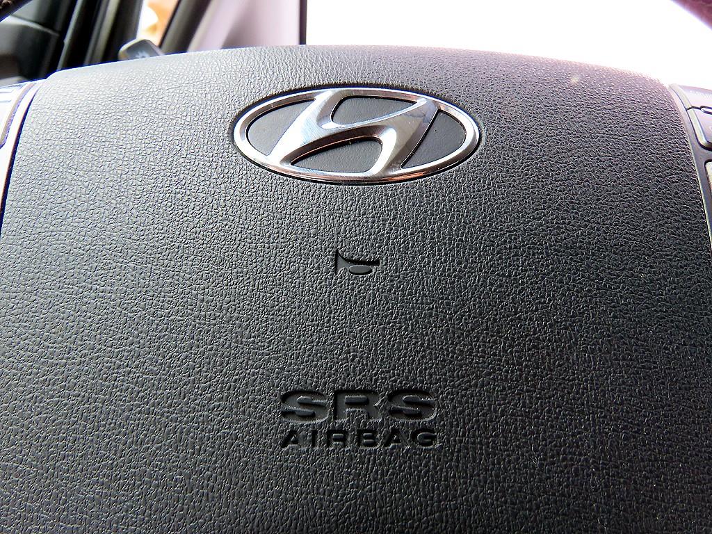 HYUNDAI Starex 2018 Negro - Importación desde Corea - HF Imports Iquique - Foto 13