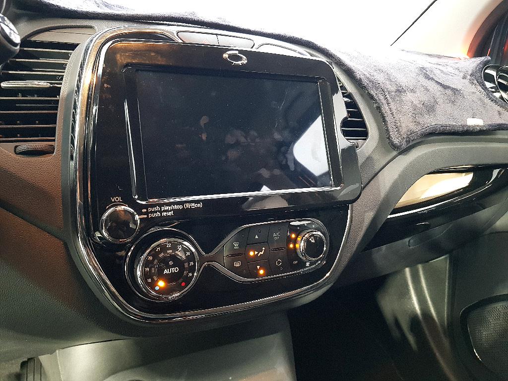 SAMSUNG QM3 - Vista 12
