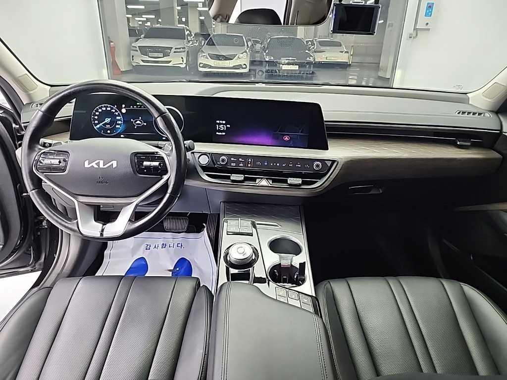 KIA K8 - Vista 7