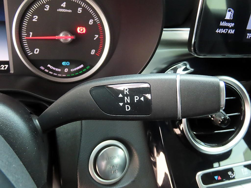 Mercedes Benz GLC Class - Vista 9