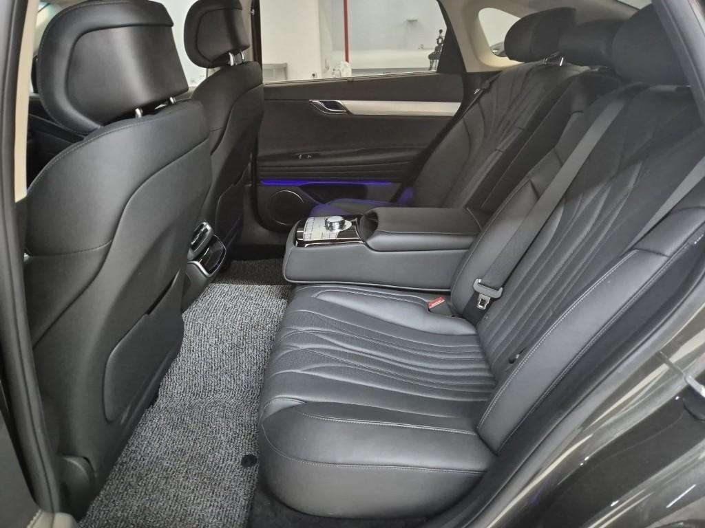 Genesis G80 - Vista 12