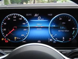 Mercedes Benz GLE Class - Vista 10