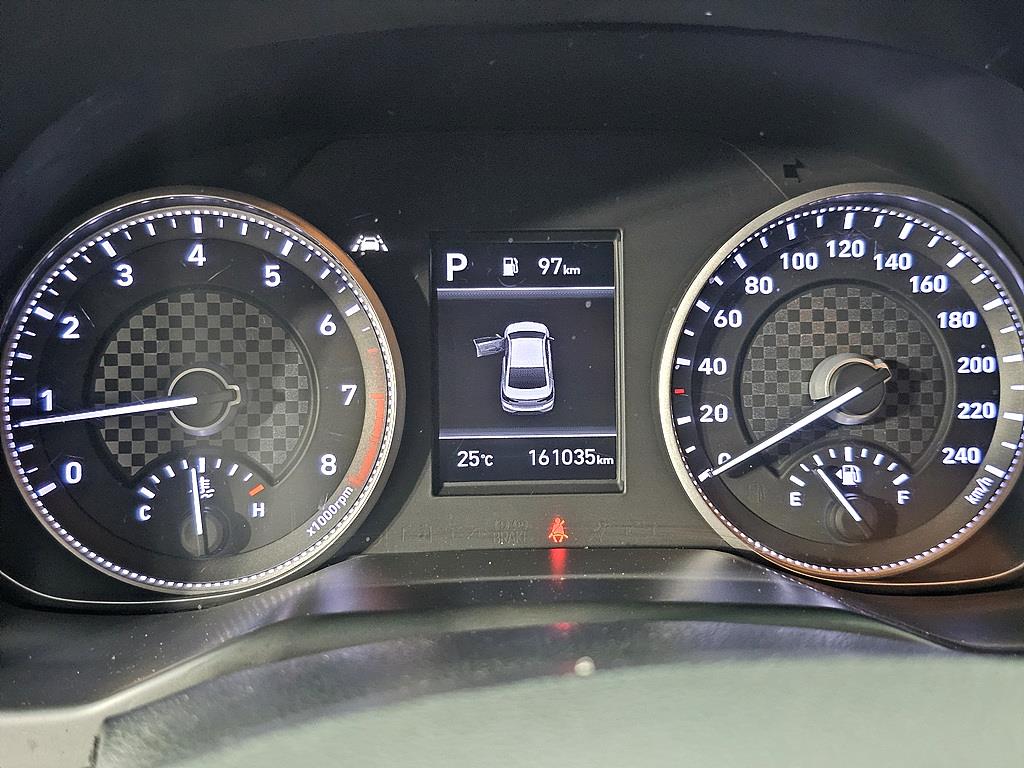 HYUNDAI Avante - Vista 7