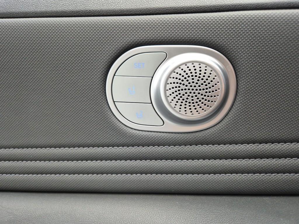 HYUNDAI Avante - Vista 10