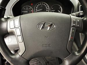 HYUNDAI Starex - Vista 10