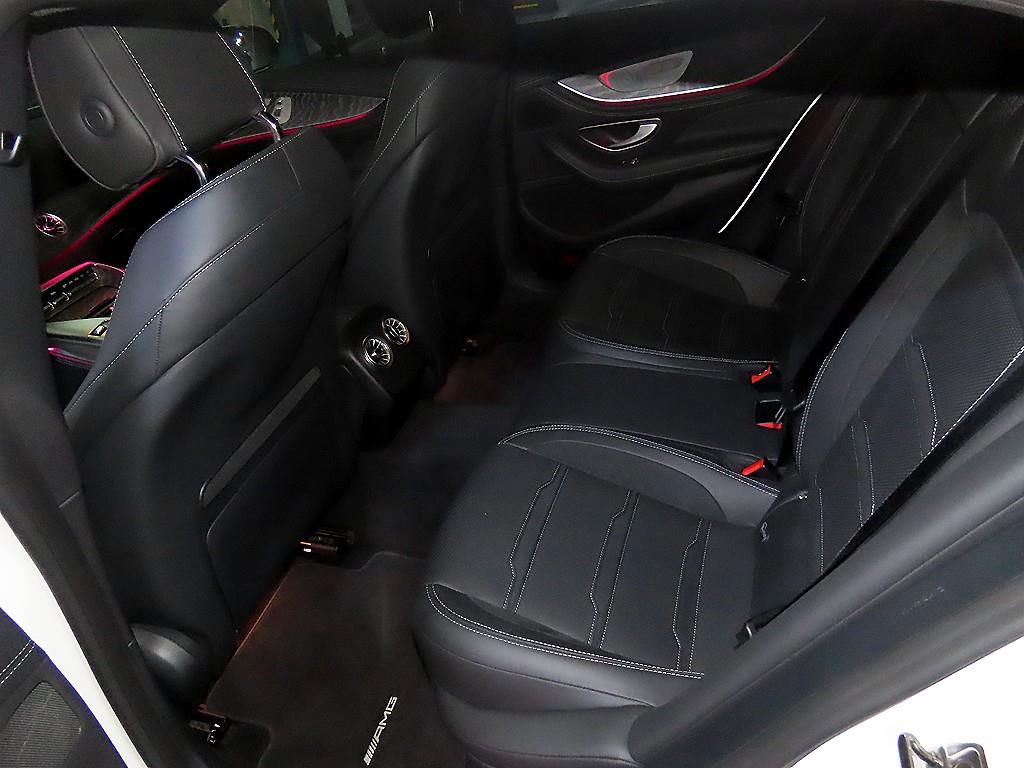 Mercedes Benz AMG GT - Vista 7