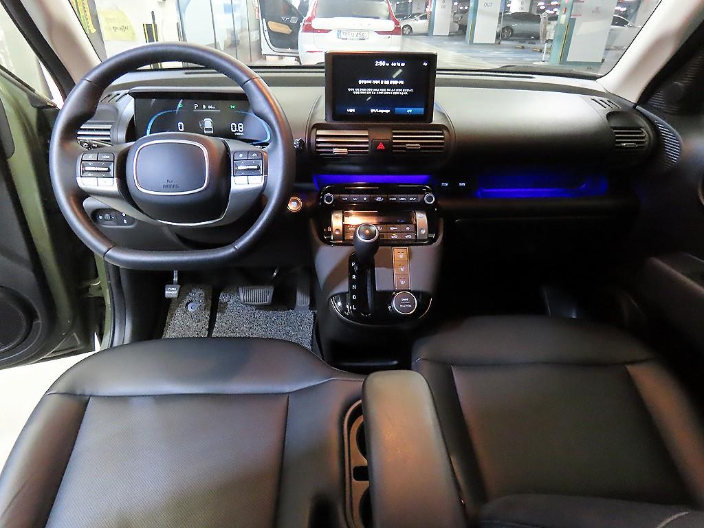 HYUNDAI Casper - Vista 10
