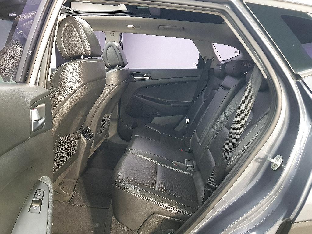 HYUNDAI Tucson - Vista 9
