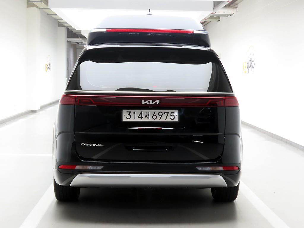 KIA Carnival - Vista 3