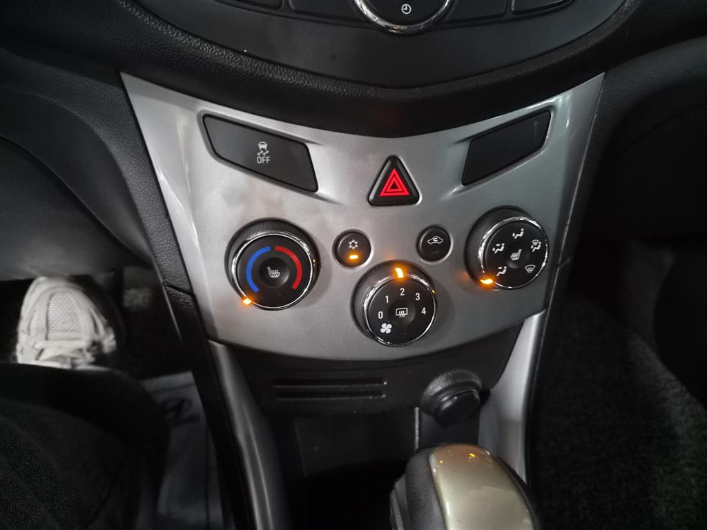 Chevrolet Trax - Vista 9