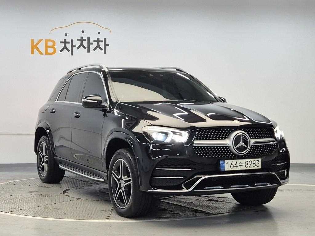 Mercedes Benz GLE Class - Vista 4