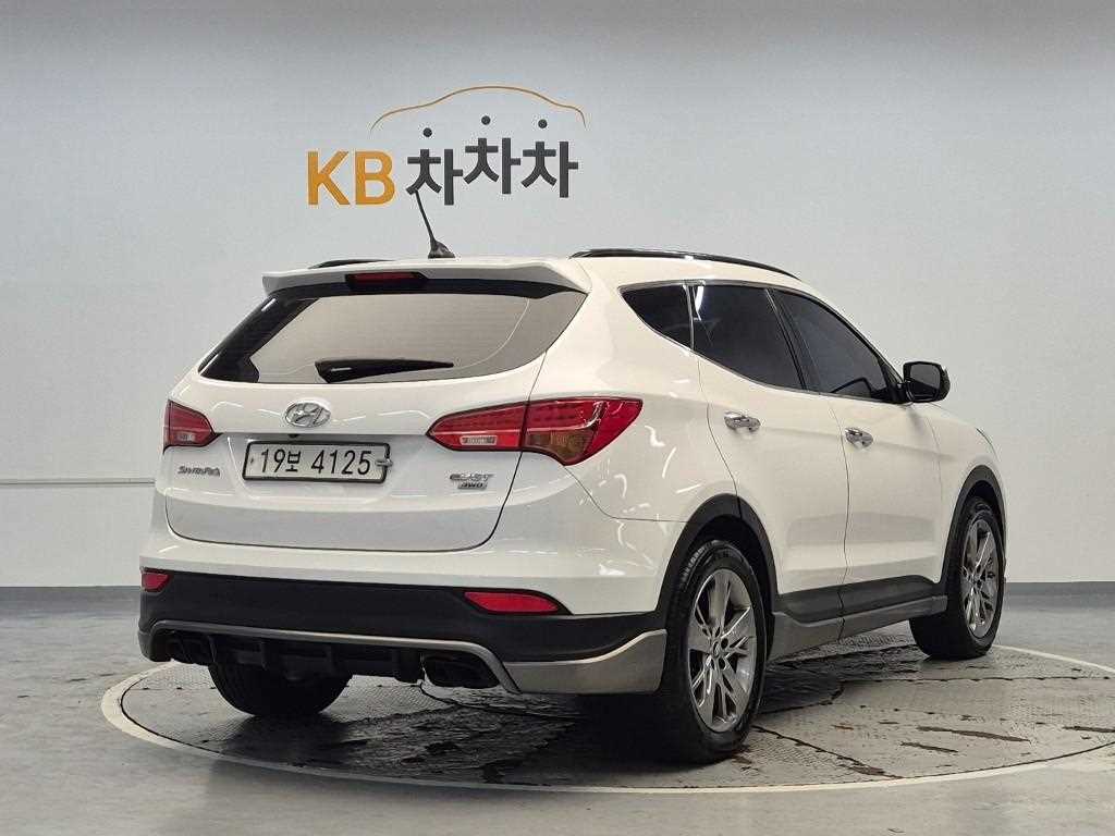 HYUNDAI Santa Fe - Vista 3