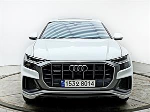 Audi Q8 - Vista 2