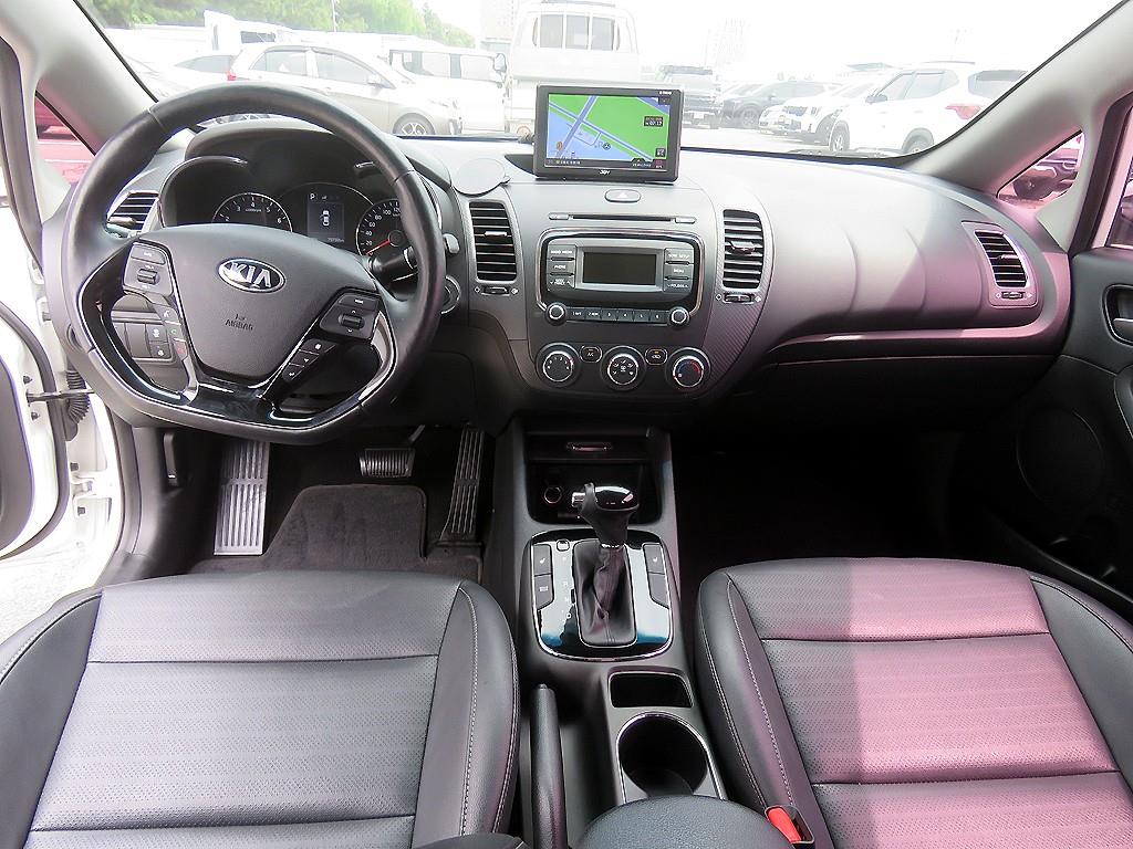 KIA K3 - Vista 7