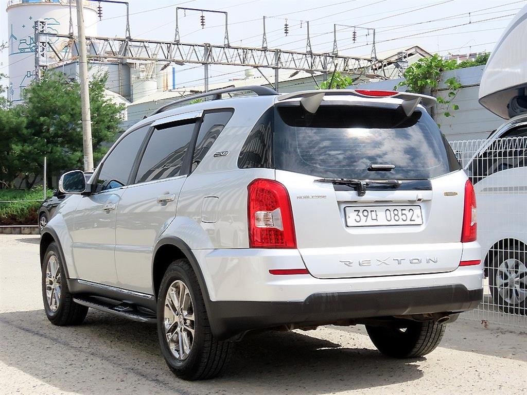 Ssangyong Rexton - Vista 3