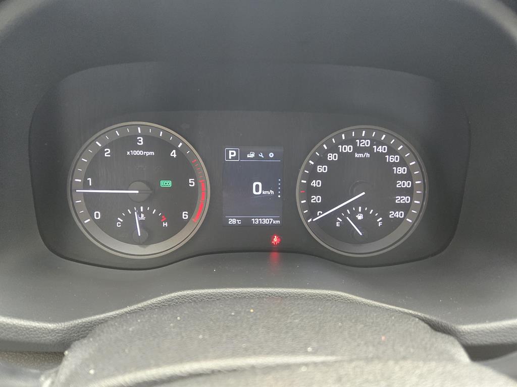 HYUNDAI Tucson - Vista 7