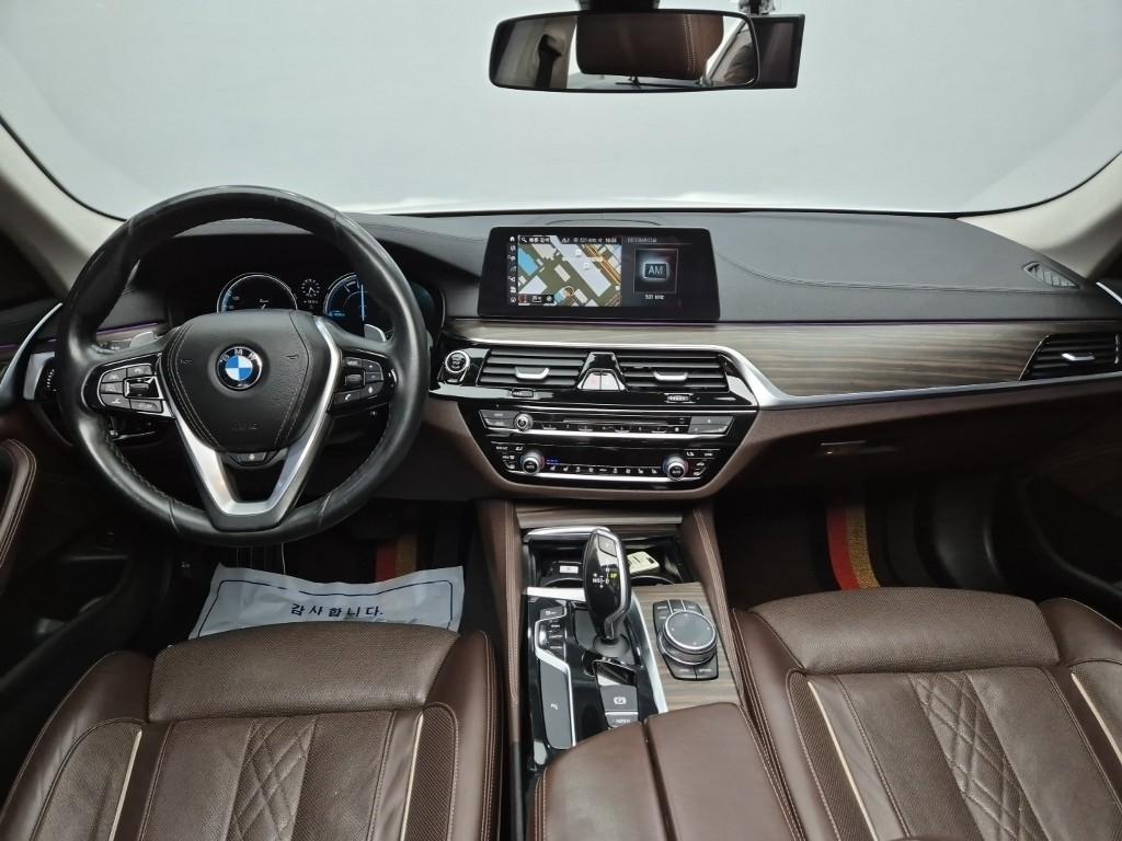 BMW 5 Series - Vista 8
