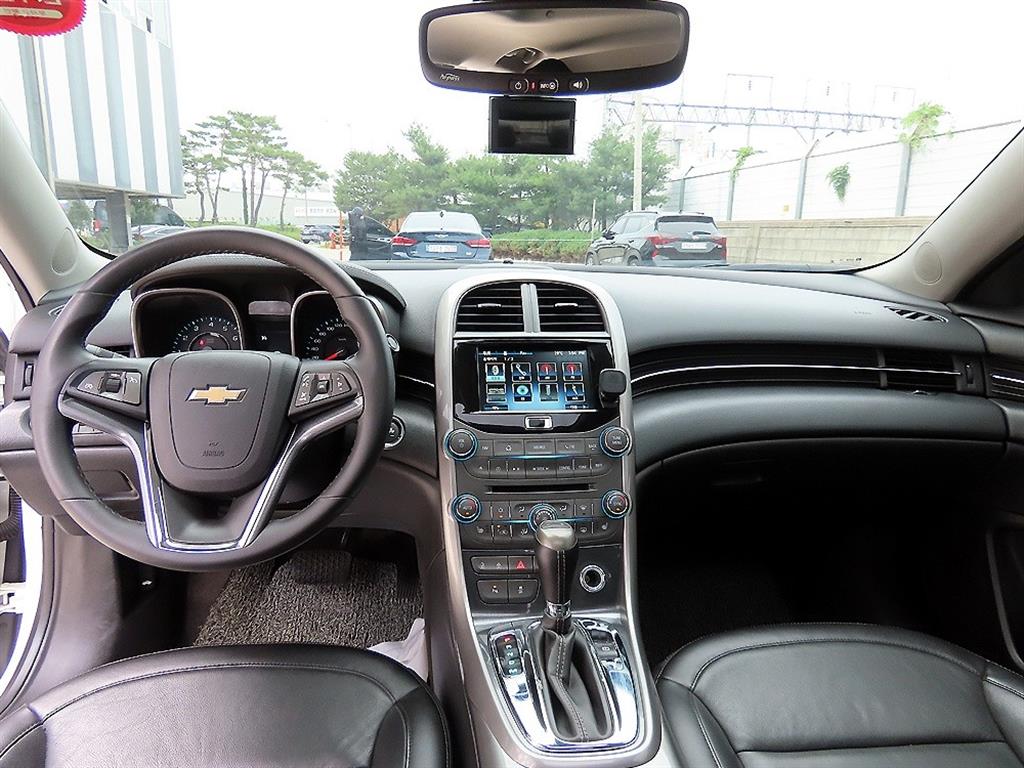 Chevrolet Malibu - Vista 7
