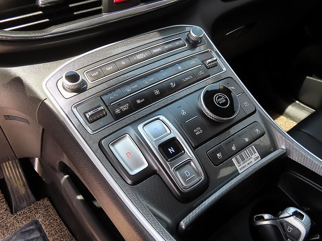 HYUNDAI Santa Fe - Vista 10