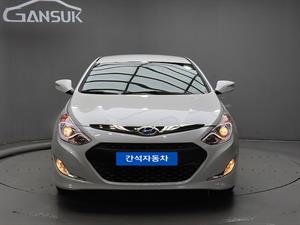 HYUNDAI Sonata - Vista 2