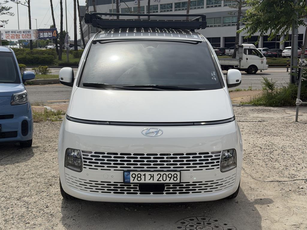 HYUNDAI Staria 2022 Blanco - Importación desde Corea - HF Imports Iquique - Foto 1