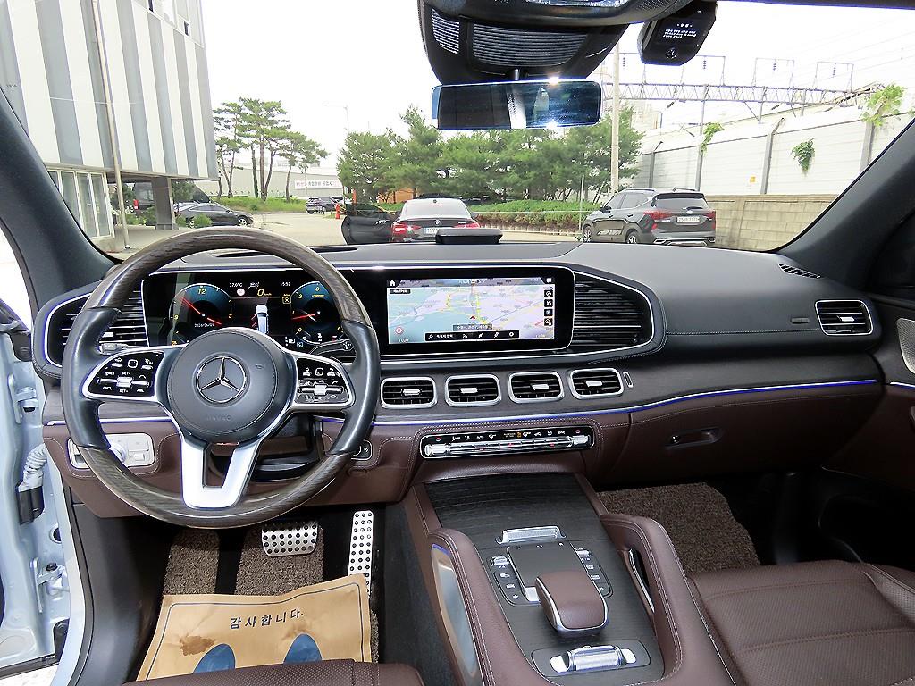 Mercedes Benz GLS Class - Vista 7