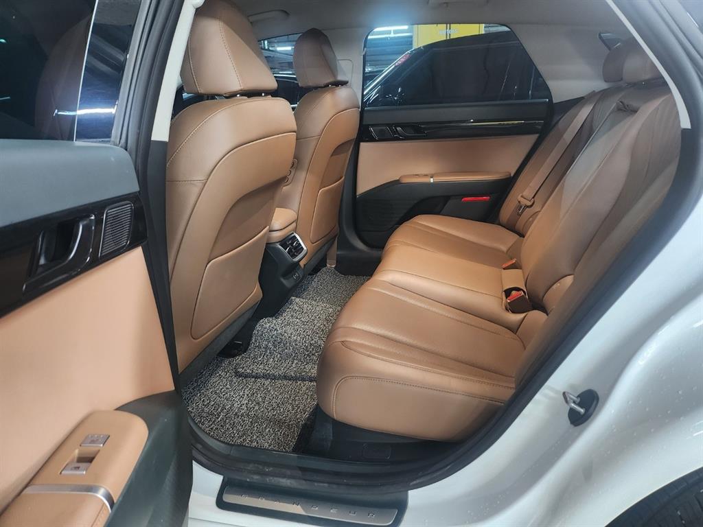 HYUNDAI Grandeur - Vista 7