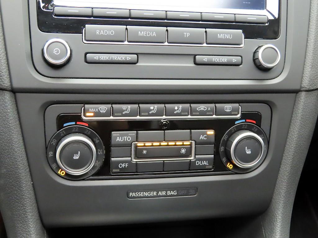 Volkswagen Golf - Vista 10