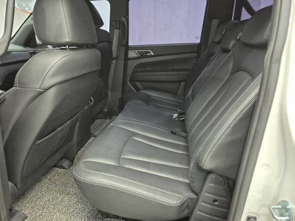 Ssangyong Rexton - Vista 12