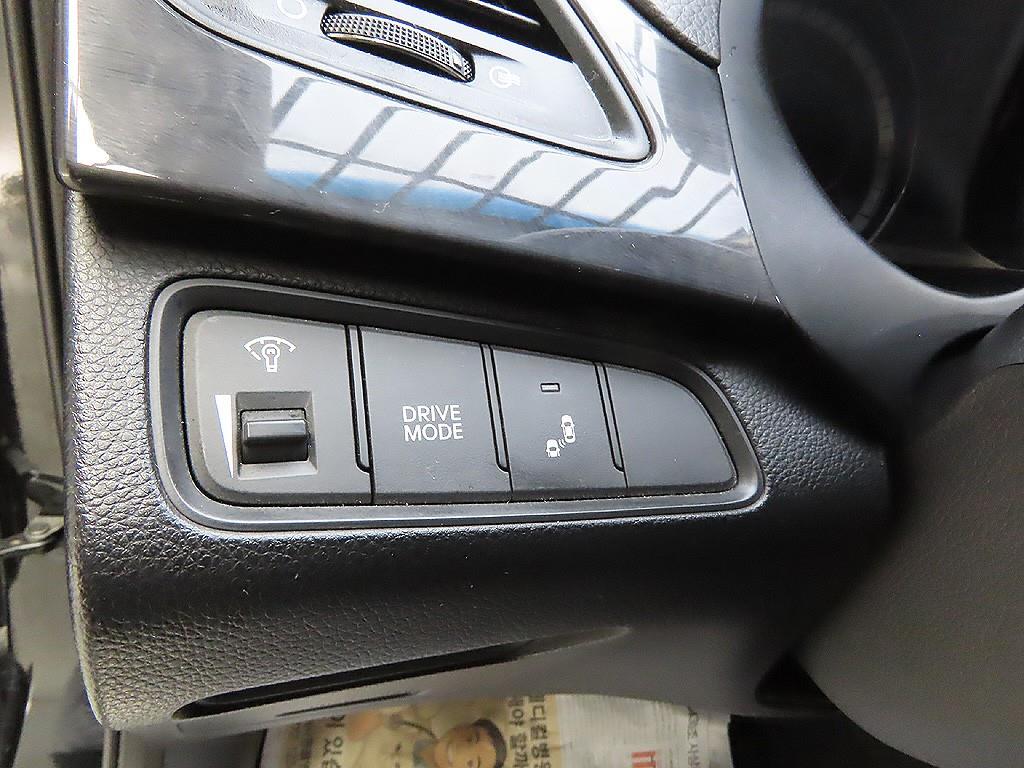 HYUNDAI Grandeur 2015 Negro - Importación desde Corea - HF Imports Iquique - Foto 13