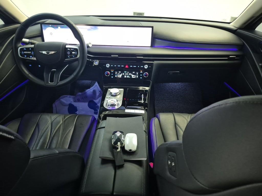 Genesis G80 - Vista 7