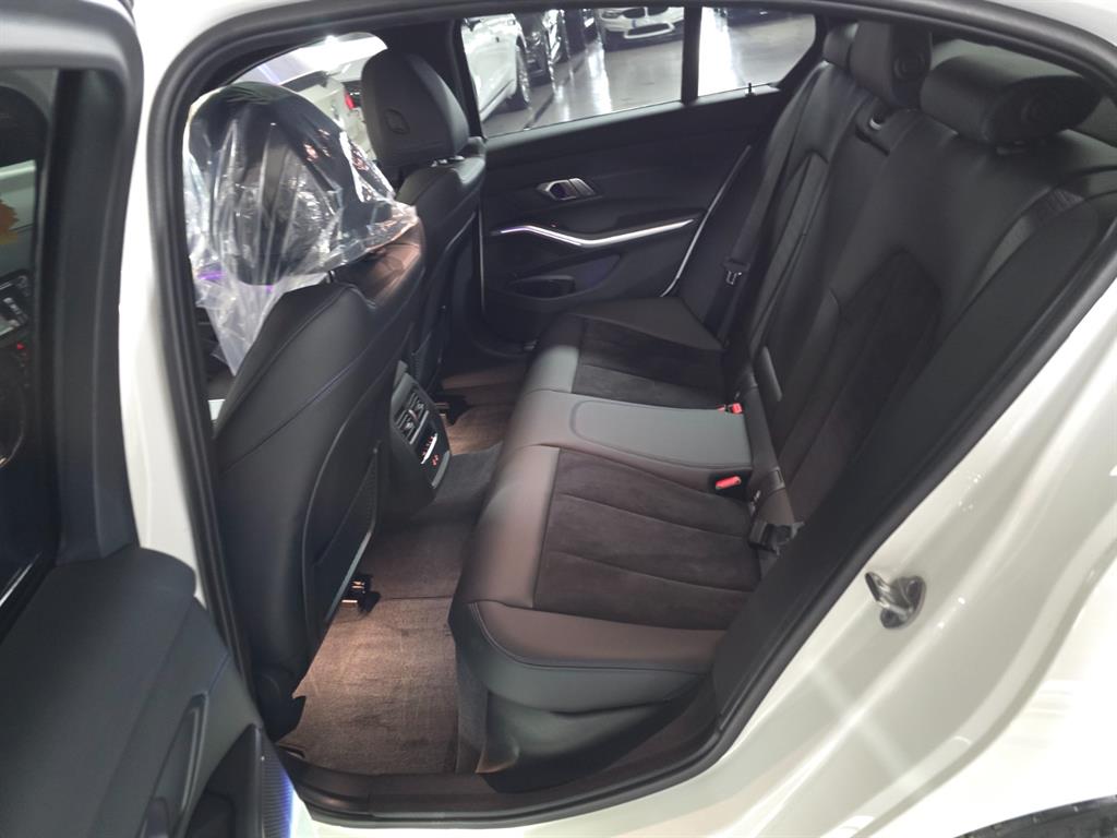 BMW 3 series - Vista 10