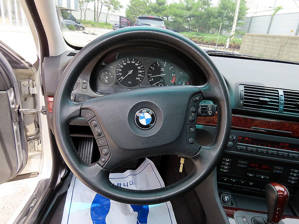 BMW 5 Series - Vista 8