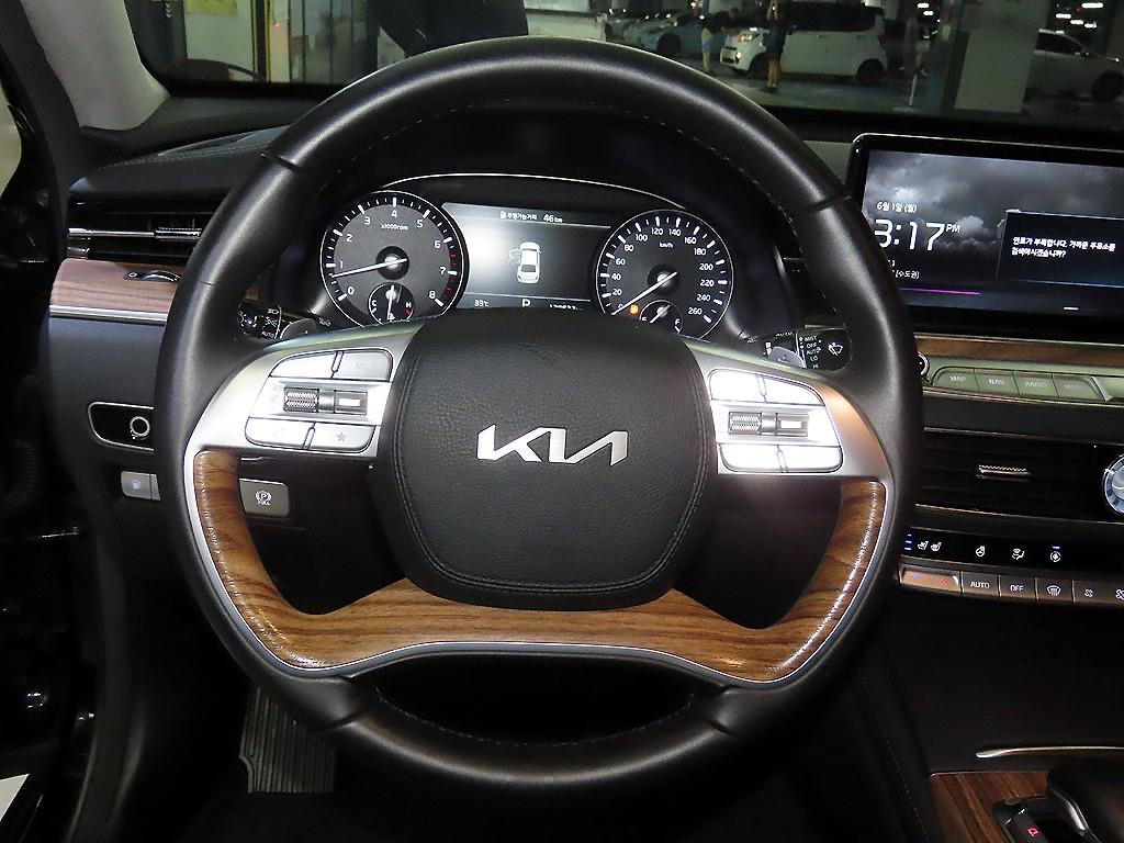 KIA K9 - Vista 8