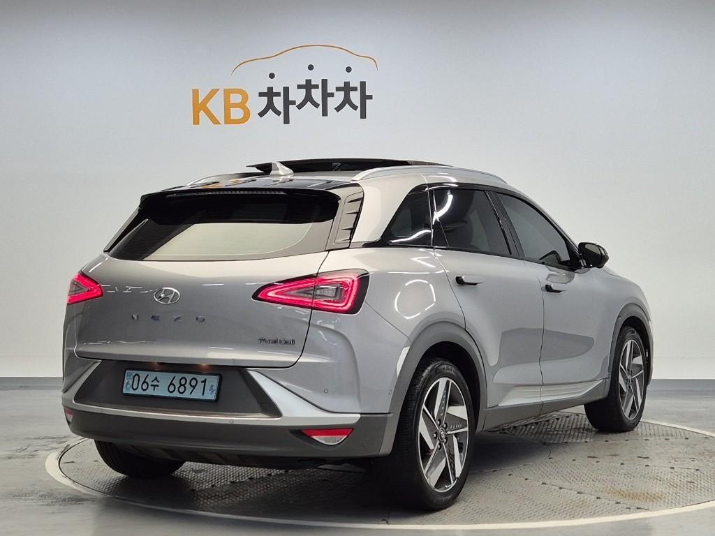 HYUNDAI Nexo - Vista 3