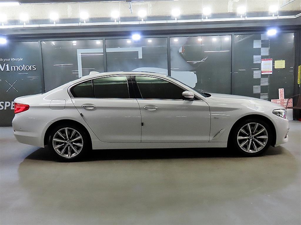 BMW 5 Series - Vista 3