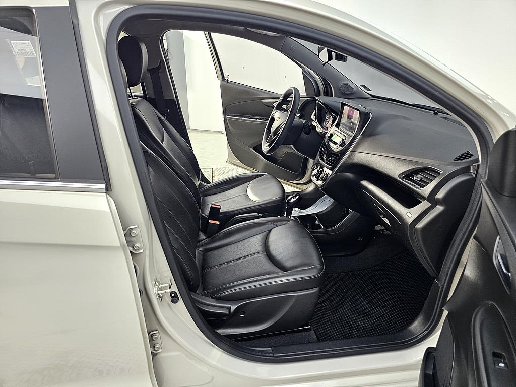 Chevrolet Spark - Vista 11