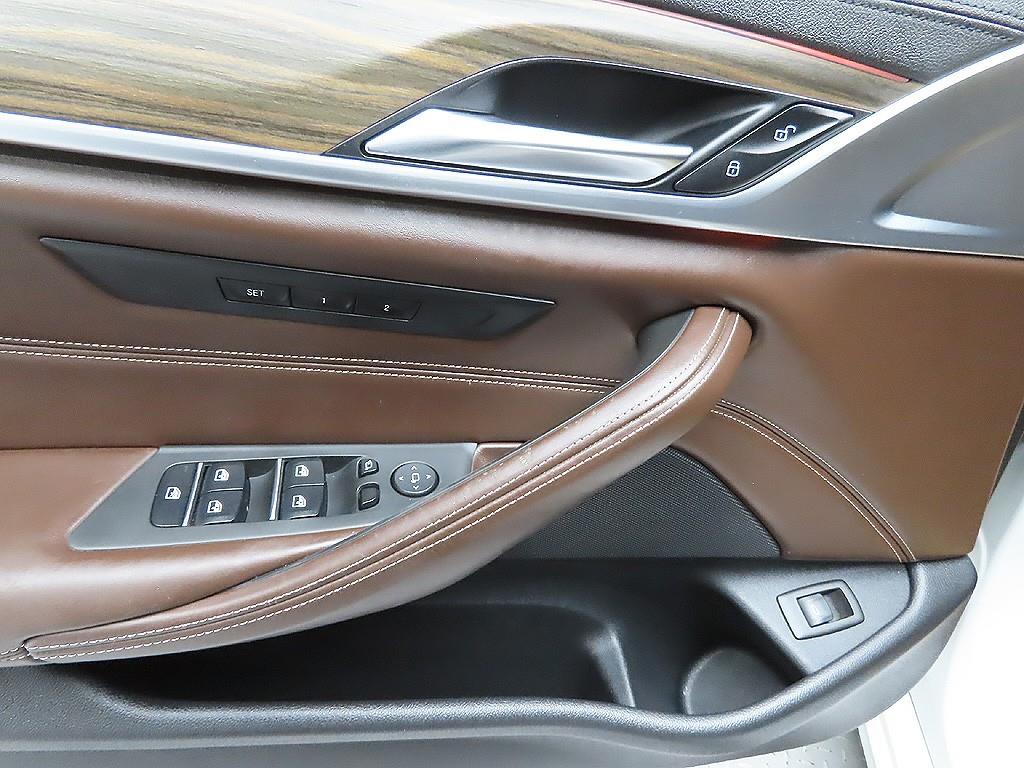 BMW 5 Series 2018 Blanco - Importación desde Corea - HF Imports Iquique - Foto 10