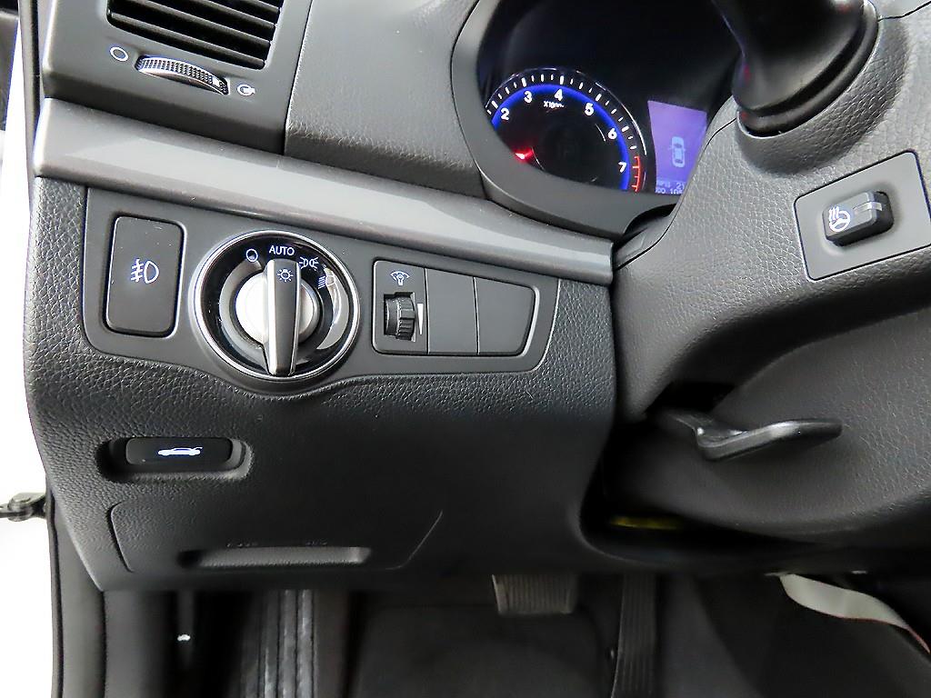 HYUNDAI i40 - Vista 12