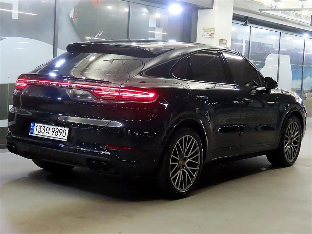 Porsche Cayenne - Vista 4