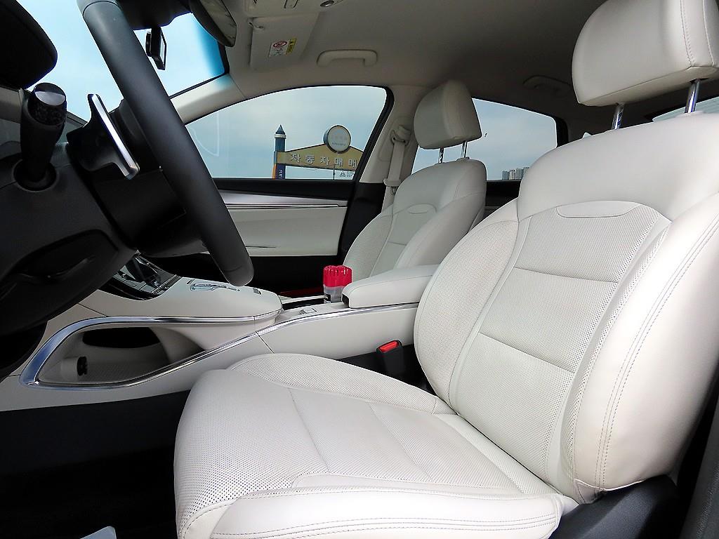 HYUNDAI Grandeur - Vista 5