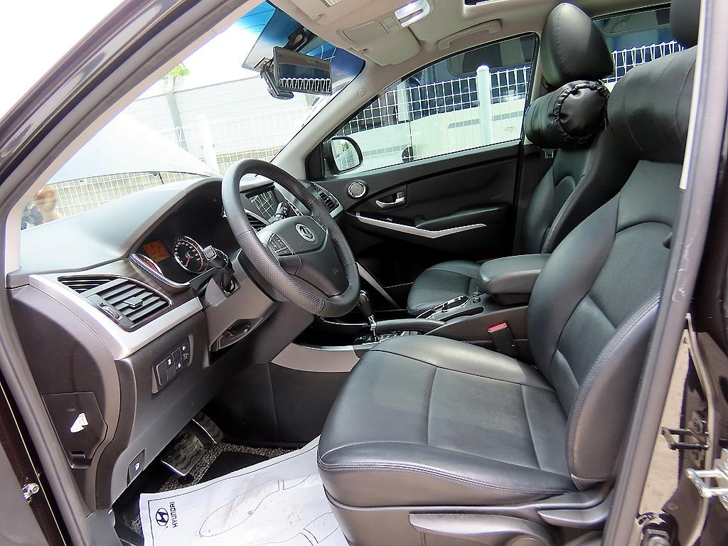 Ssangyong Korando - Vista 5