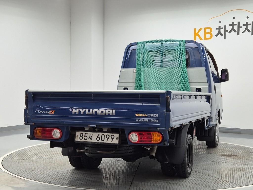 Small Truck Cargo (small) - Vista 3