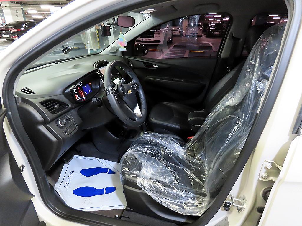 Chevrolet Spark - Vista 6