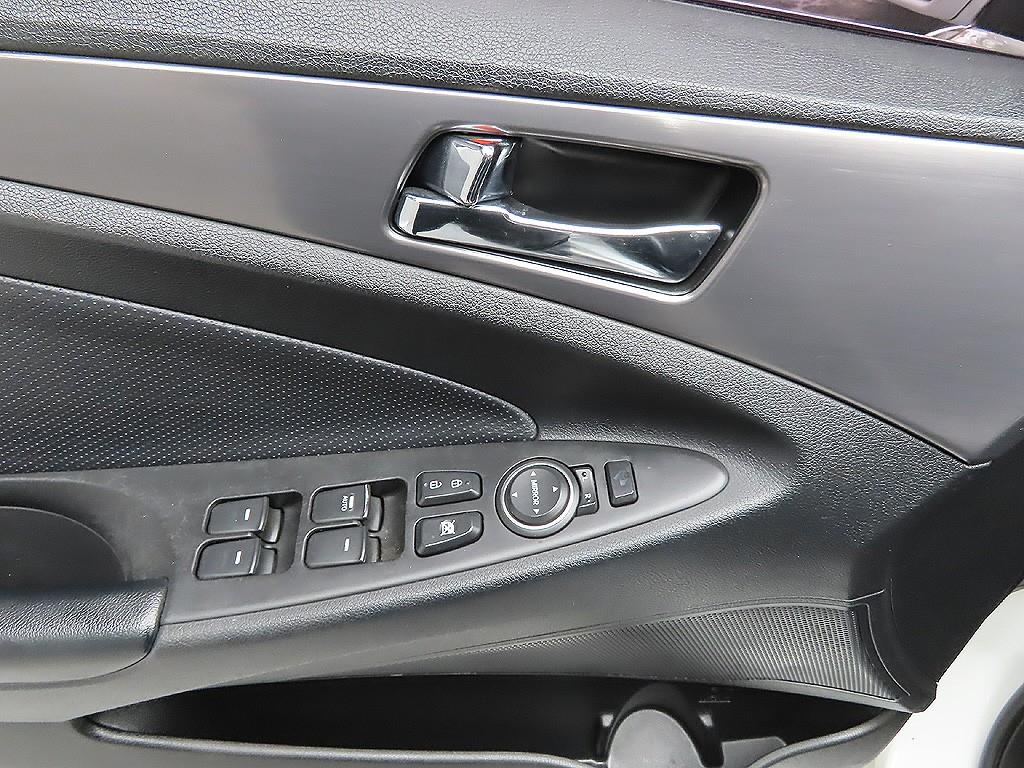 HYUNDAI Sonata 2014 Blanco - Importación desde Corea - HF Imports Iquique - Foto 11