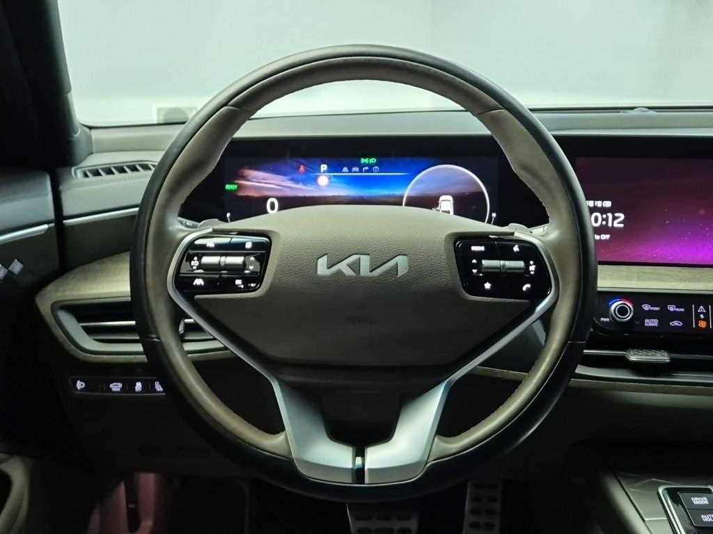KIA K8 - Vista 9