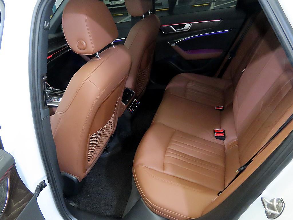 Audi A6 - Vista 7