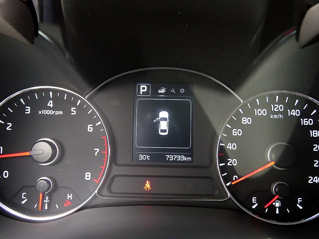KIA K3 - Vista 10