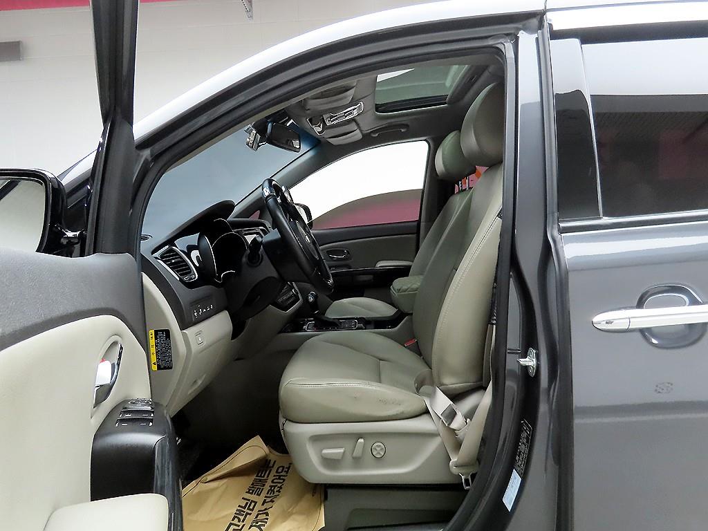 KIA Carnival 2015 Negro - Importación desde Corea - HF Imports Iquique - Foto 13
